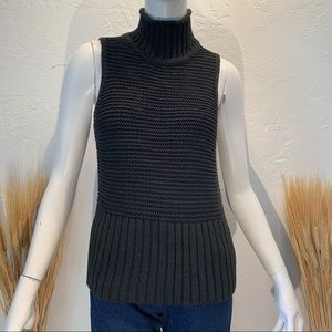 turtle neck sweater